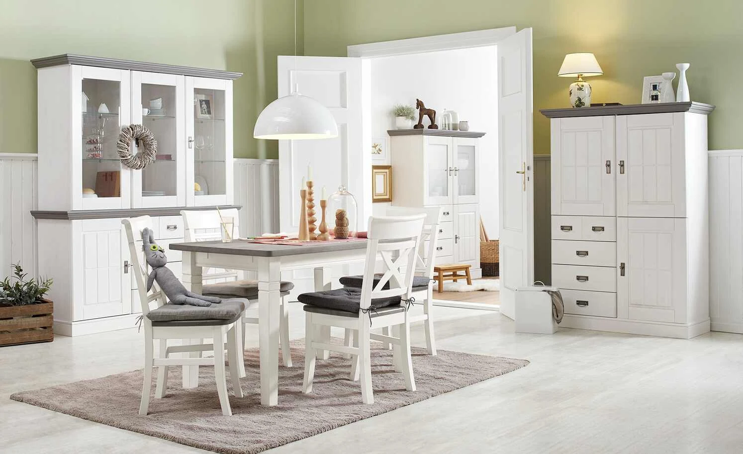 maison bleue Highboard Florian | Weiß / Grau Türen mit Glaseinsatz 1 maison bleue Highboard Florian | Weiß / Grau Türen mit Glaseinsatz