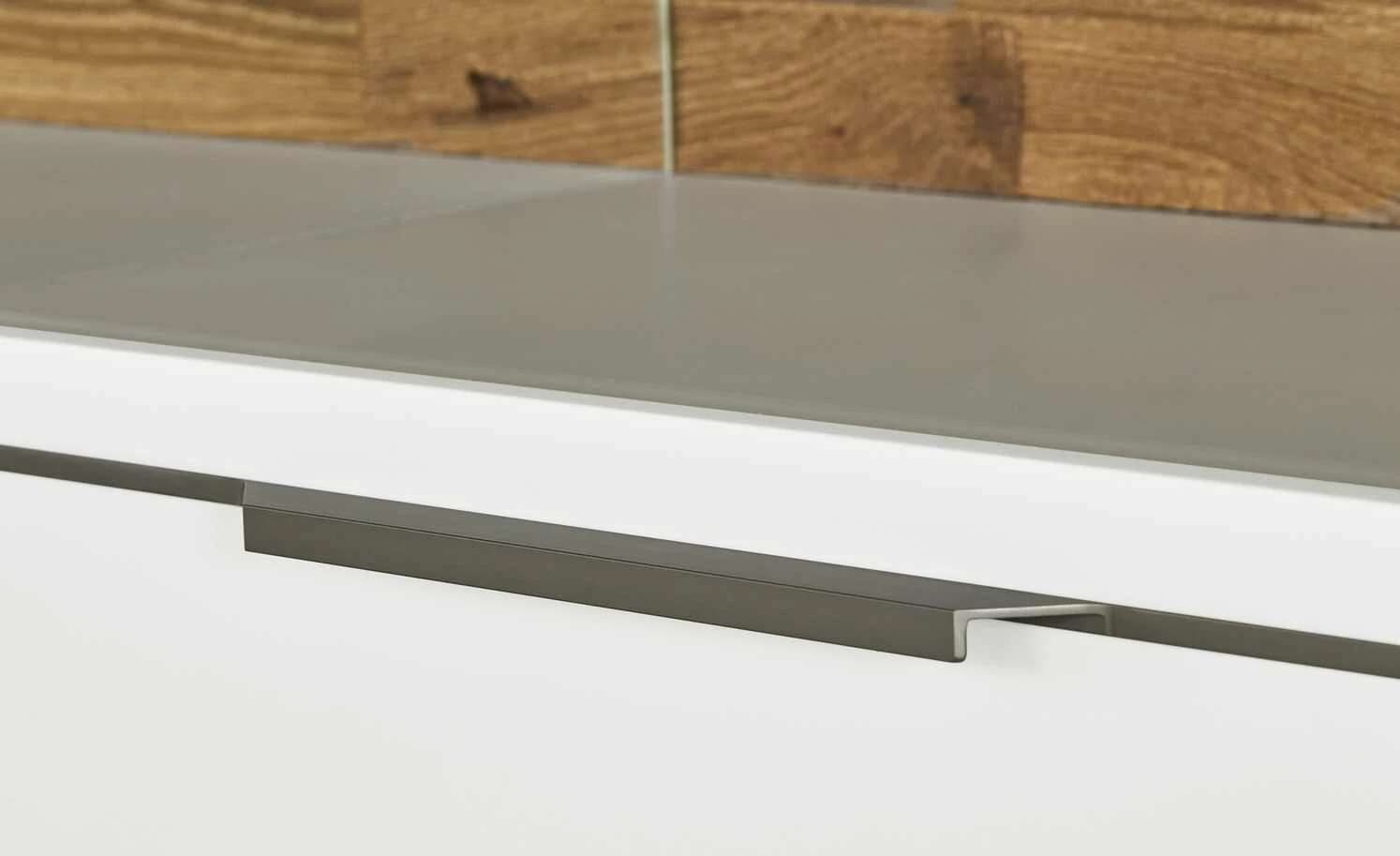 Berger & Rath Sideboard Claro | Weiß-Creme Sichtbare Rückwand: Wildeiche gesandstrahlt 7 Berger & Rath Sideboard Claro | Weiß-Creme Sichtbare Rückwand: Wildeiche gesandstrahlt – Bild 7