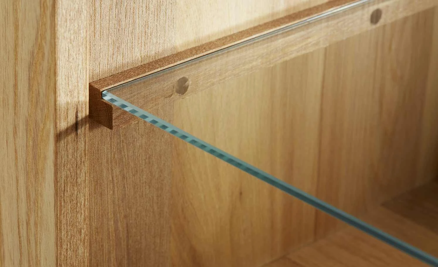 TV-Board Damar 11 TV-Board Damar – Bild 11