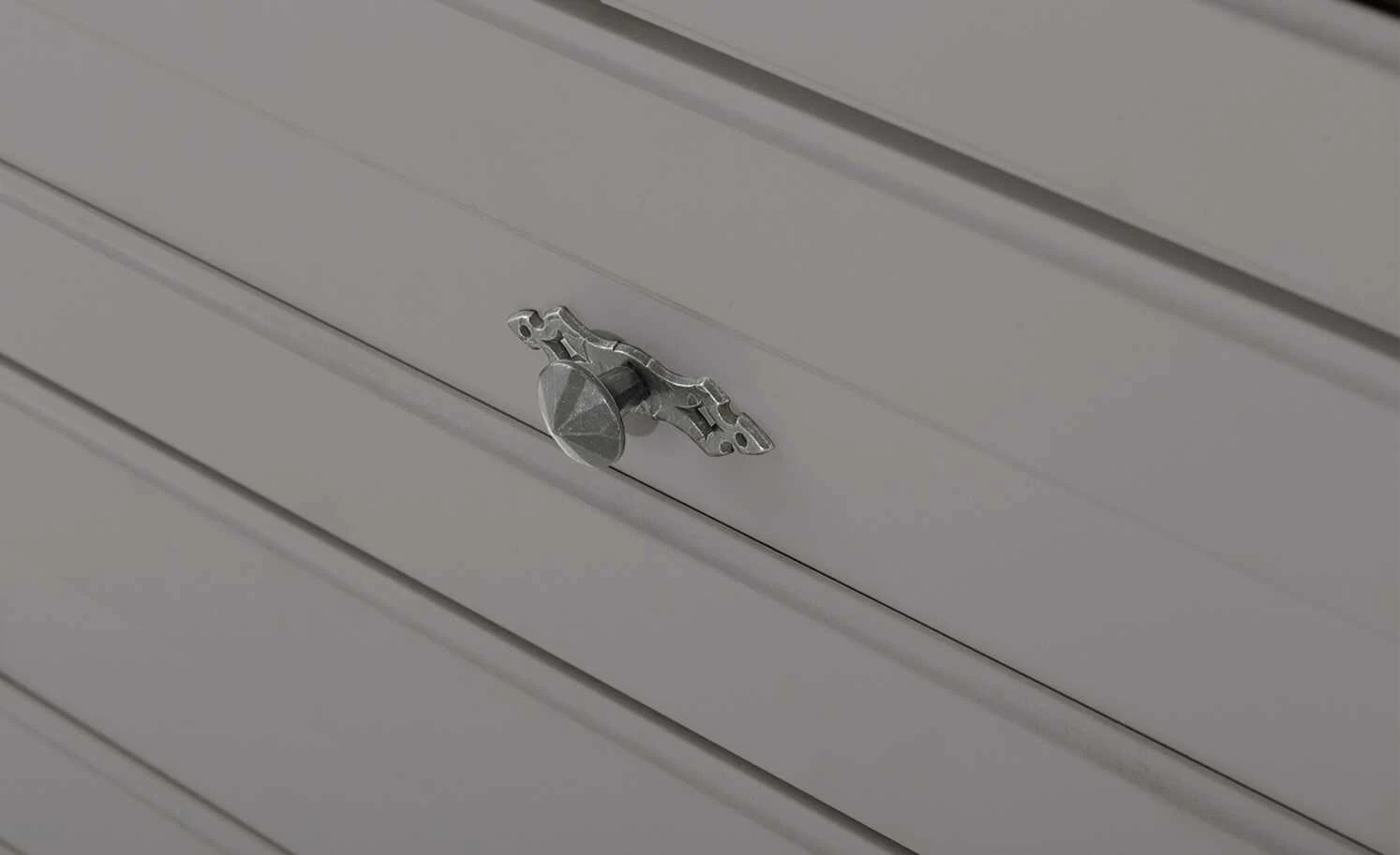 maison bleue Highboard Petit Chalet | Graphitgrau / Asteiche mit Glasboden 12 maison bleue Highboard Petit Chalet | Graphitgrau / Asteiche mit Glasboden – Bild 12