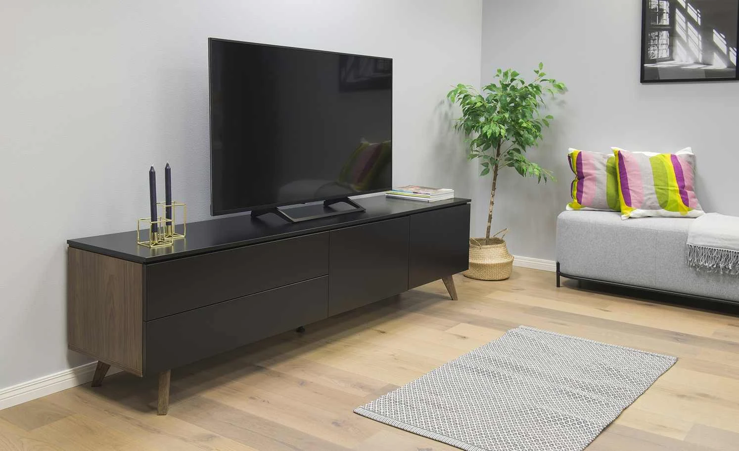 TV-Lowboard Uuna 1 TV-Lowboard Uuna